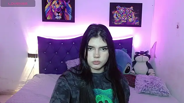 Emma yui19 online show from 04-21-26, 11:40