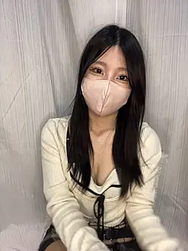 Snapshot of Yuki_chan_2 chatting on 03-27-26, 01:55 Yuki chan 2 online show from 03-27-26, 01:55