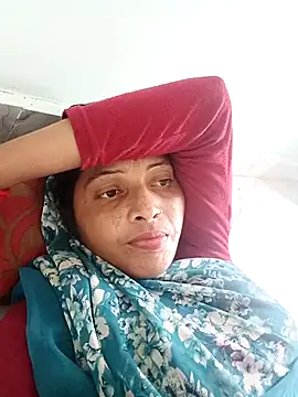 Snapshot of Sharma_pooja chatting on 09-19-25, 06:26 Sharma pooja online show from 09-19-25, 06:26