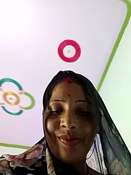 Snapshot of Sharma_pooja chatting on 09-22-25, 04:25 Sharma pooja online show from 09-22-25, 04:25