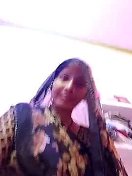 Snapshot of Sharma_pooja chatting on 09-26-25, 05:39 Sharma pooja online show from 09-26-25, 05:39
