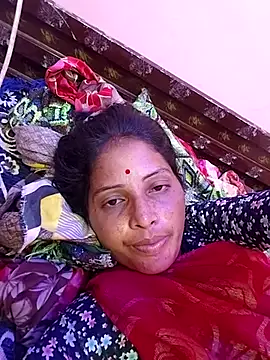 Snapshot of Sharma_pooja chatting on 10-09-25, 04:05 Sharma pooja online show from 10-09-25, 04:05