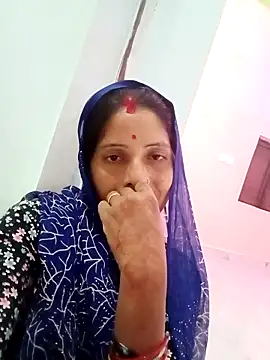Snapshot of Sharma_pooja chatting on 10-14-25, 03:35 Sharma pooja online show from 10-14-25, 03:35