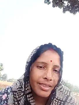 Snapshot of Sharma_pooja chatting on 10-16-25, 05:30 Sharma pooja online show from 10-16-25, 05:30