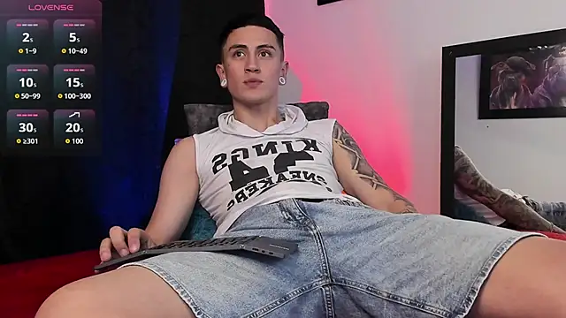 Sebas maverick online show from 05-06-26, 11:54