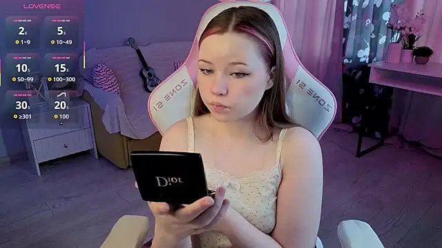 Sweetie Hope online show from 10-05-25, 07:28