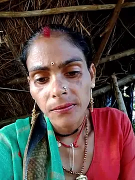 Snapshot of H_seema chatting on 09-26-25, 02:04 H seema online show from 09-26-25, 02:04