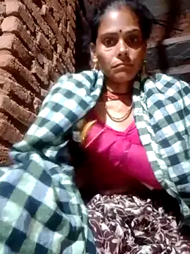 Snapshot of H_seema chatting on 10-05-25, 09:24 H seema online show from 10-05-25, 09:24