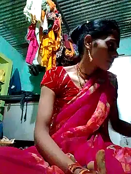 Snapshot of H_seema chatting on 10-07-25, 01:41 H seema online show from 10-07-25, 01:41