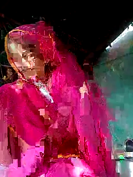 Snapshot of H_seema chatting on 12-04-25, 03:38 H seema online show from 12-04-25, 03:38