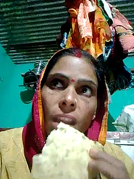 Snapshot of H_seema chatting on 01-14-26, 12:44 H seema online show from 01-14-26, 12:44