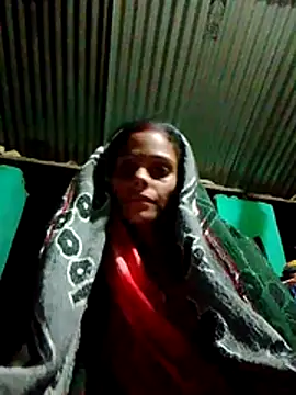 Snapshot of H_seema chatting on 01-15-26, 02:32 H seema online show from 01-15-26, 02:32