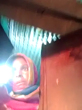 Snapshot of H_seema chatting on 02-06-26, 01:43 H seema online show from 02-06-26, 01:43