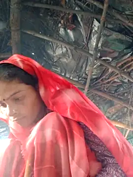 Snapshot of H_seema chatting on 02-13-26, 02:18 H seema online show from 02-13-26, 02:18