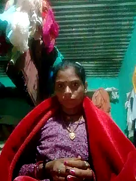 Snapshot of H_seema chatting on 02-13-26, 02:24 H seema online show from 02-13-26, 02:24