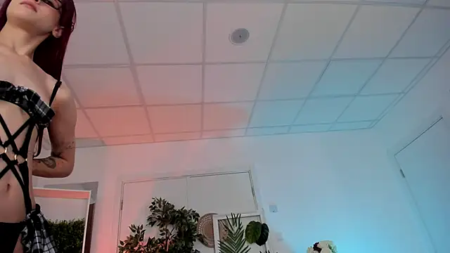 Snapshot of Sima_Wendy chatting on 09-15-25, 06:24 Sima Wendy online show from 09-15-25, 06:24