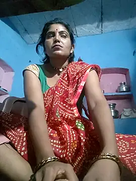 Snapshot of LUCKY_cut chatting on 09-28-25, 11:43 LUCKY cut online show from 09-28-25, 11:43