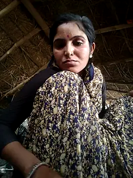 Snapshot of LUCKY_cut chatting on 10-16-25, 03:07 LUCKY cut online show from 10-16-25, 03:07
