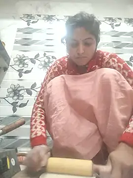 LUCKY cut online show from 02-24-26, 03:26