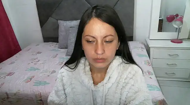 Snapshot of Taylormegan chatting on 02-19-25, 01:08 Taylormegan online show from 02-19-25, 01:08