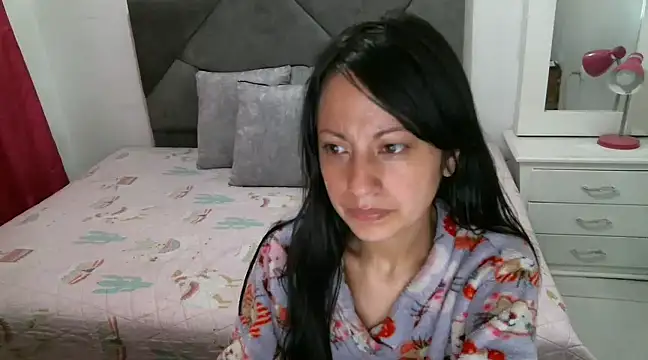 Snapshot of Taylormegan chatting on 03-03-25, 02:15 Taylormegan online show from 03-03-25, 02:15