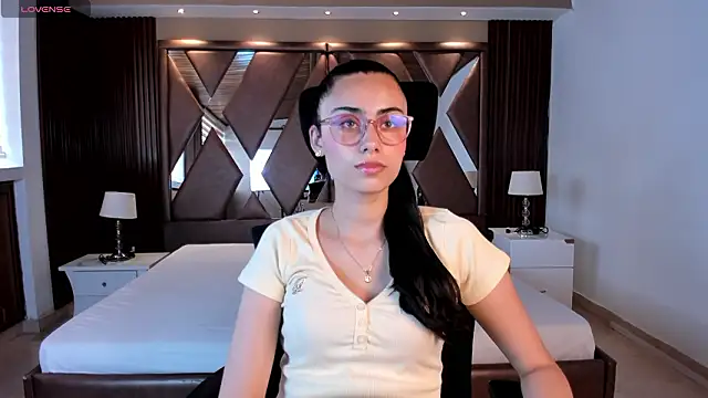 sofiapalacioss online show from 03-09-26, 07:07