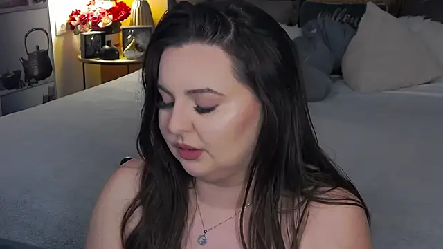 Mia Swano online show from 11-29-25, 12:57