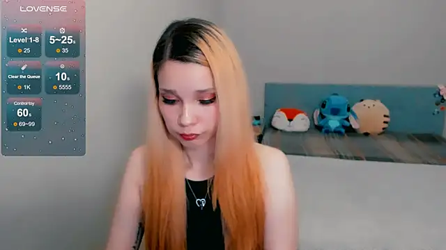 Snapshot of Kitten_Alissa chatting on 10-15-25, 06:52 Kitten Alissa online show from 10-15-25, 06:52