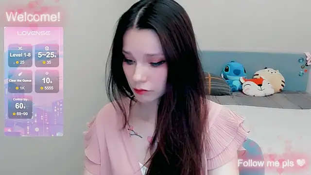 Snapshot of Kitten_Alissa chatting on 11-06-25, 07:04 Kitten Alissa online show from 11-06-25, 07:04