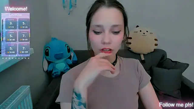 Kitten Alissa online show from 05-24-26, 08:36