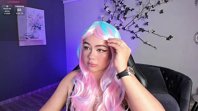 jasmincollin  online show from 01-07-26, 01:41