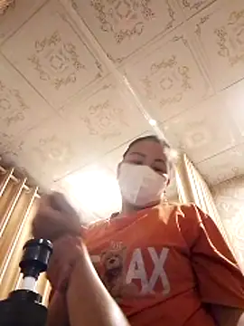 Teena tiny online show from 12-20-25, 05:31