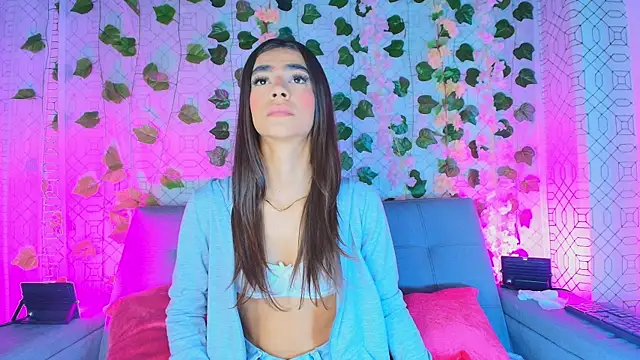 Snapshot of collet_1 chatting on 09-16-25, 11:55 collet 1 online show from 09-16-25, 11:55