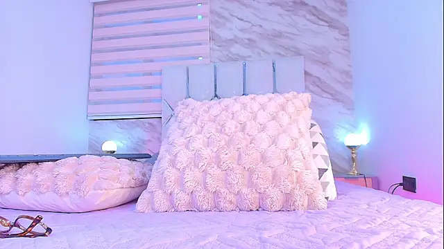 collet 1 online show from 12-15-25, 11:58