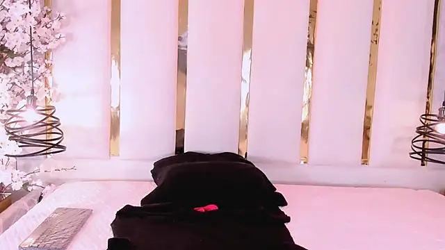 Nickidoll1 online show from 11-12-25, 04:57