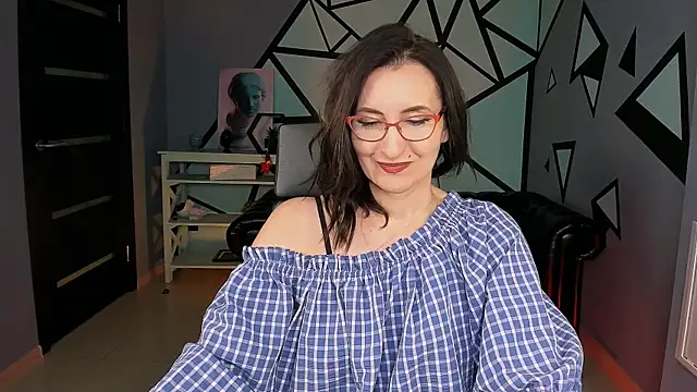 Snapshot of UnaTerra chatting on 01-13-26, 09:25 UnaTerra online show from 01-13-26, 09:25