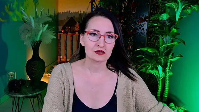 Snapshot of UnaTerra chatting on 02-23-26, 09:17 UnaTerra online show from 02-23-26, 09:17