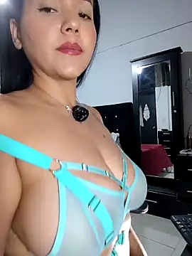 Snapshot of karly_hot_ chatting on 03-11-26, 12:27 karly hot online show from 03-11-26, 12:27