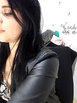 Snapshot of ValerieLove_ chatting on 10-04-25, 07:34 ValerieLove online show from 10-04-25, 07:34