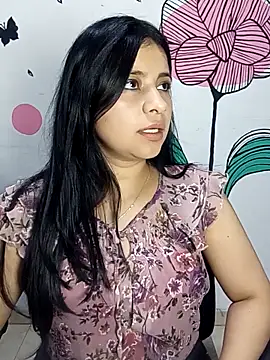 Snapshot of ValerieLove_ chatting on 10-10-25, 08:52 ValerieLove online show from 10-10-25, 08:52