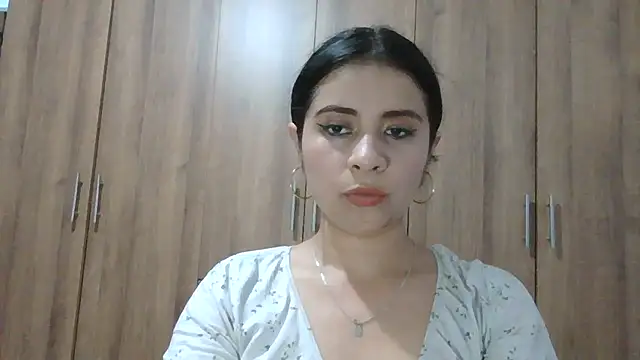 ValerieLove  online show from 11-12-25, 07:57