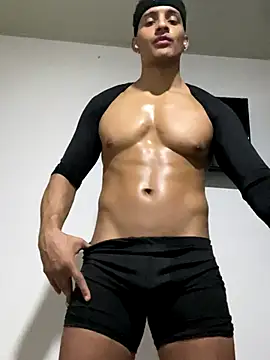 Snapshot of Smith_Fitness chatting on 11-12-25, 11:21 Smith Fitness online show from 11-12-25, 11:21