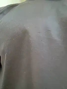 Snapshot of Smith_Fitness chatting on 02-18-26, 09:11 Smith Fitness online show from 02-18-26, 09:11