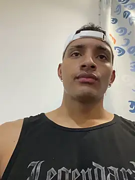 Snapshot of Smith_Fitness chatting on 03-01-26, 01:13 Smith Fitness online show from 03-01-26, 01:13