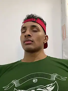 Snapshot of Smith_Fitness chatting on 03-06-26, 12:56 Smith Fitness online show from 03-06-26, 12:56