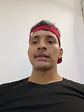 Snapshot of Smith_Fitness chatting on 03-07-26, 07:44 Smith Fitness online show from 03-07-26, 07:44