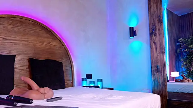 Meganreed  online show from 02-05-26, 04:11