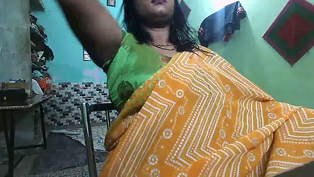 DearKimmi online show from 11-22-25, 03:33