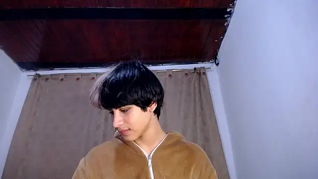 DaraKat18 online show from 04-07-26, 10:09