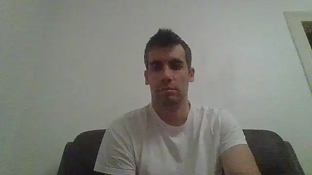 JulioIsHere4you online show from 11-08-25, 09:13